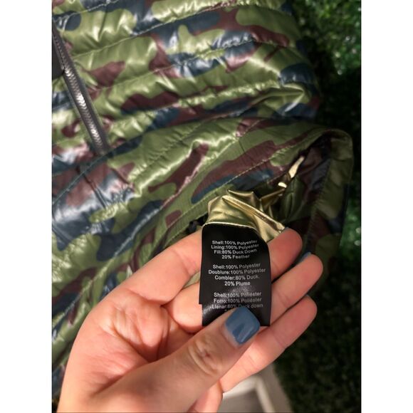 Think Royln Crop Hi Low Hoodie Poncho Green Camo Gold Duck Down XS/S NWT NEW - Picture 4 of 7